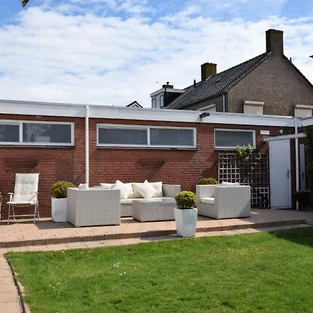 Holiday In With Private Terrace And Garden * Ден-Хелдер